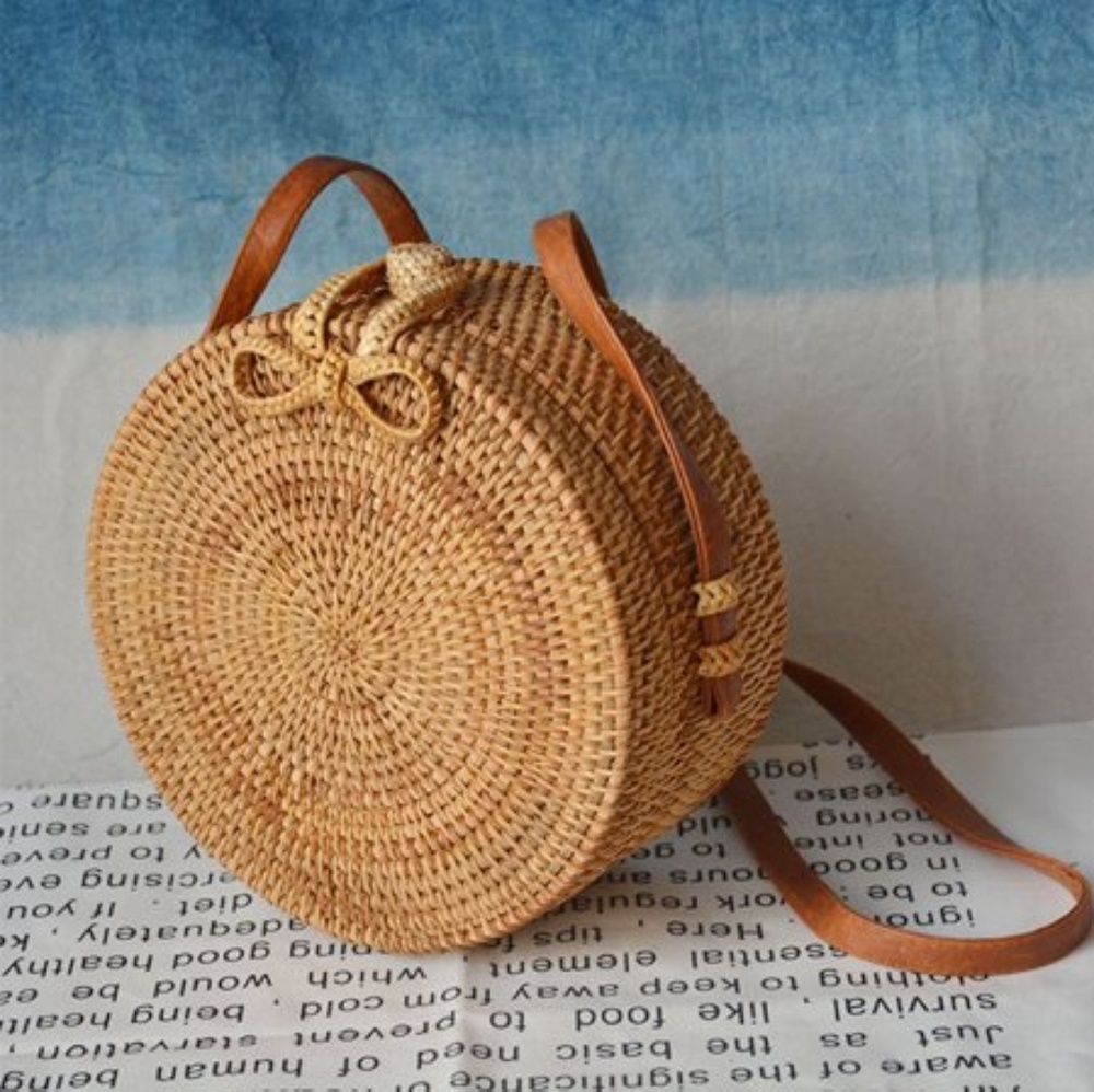 Circle Straw Beach Handwoven Rattan Crossbody Bag - Picture 2 of 8